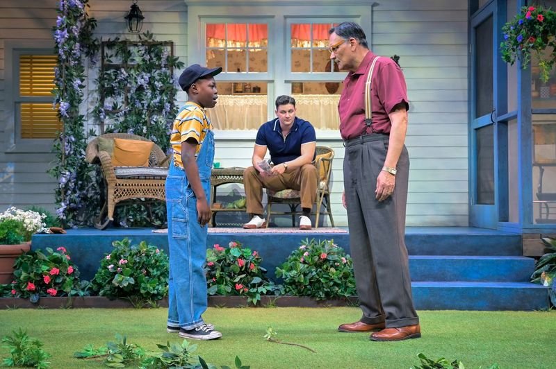  Osiezhe Gboligi-John Gregory Bramah, Alejandro Hernandez, and Golden Globe & Emmy Award-winner Jimmy Smits. Photos by Kevin Berne 